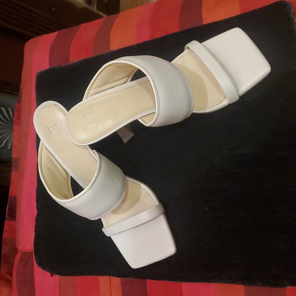 Marc Fisher Cream Women's Mules - Picture 3 of 10